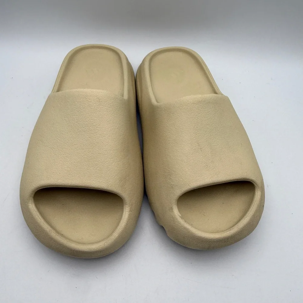 Adidas Yeezy Slide Mens 6 Womens 7 Resin GZ5551 Tan Minimalist Foam Sandal